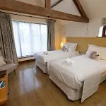 ベッド・アンド・ブレックファスト Brickfields Farm 4*