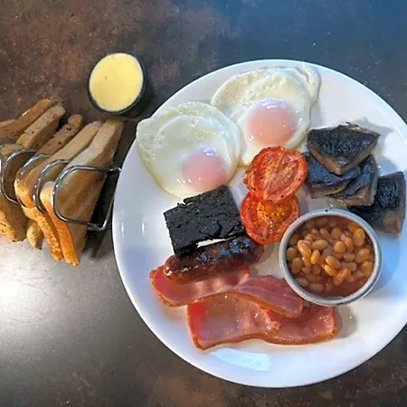 Brickfields Farm Bed & Breakfast 4*