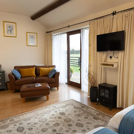 Brickfields Farm 4*